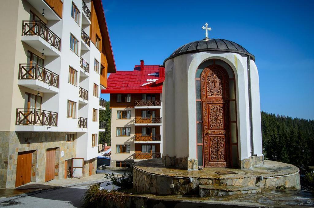 Голям Апартамент В Лъки Пампорово Комплекс Exterior photo